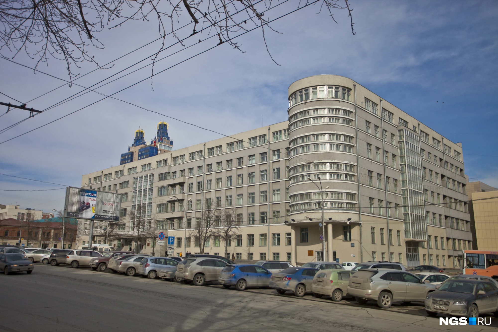 Начальника управления капитального строительства Новосибирской области вызвали на допрос в СК