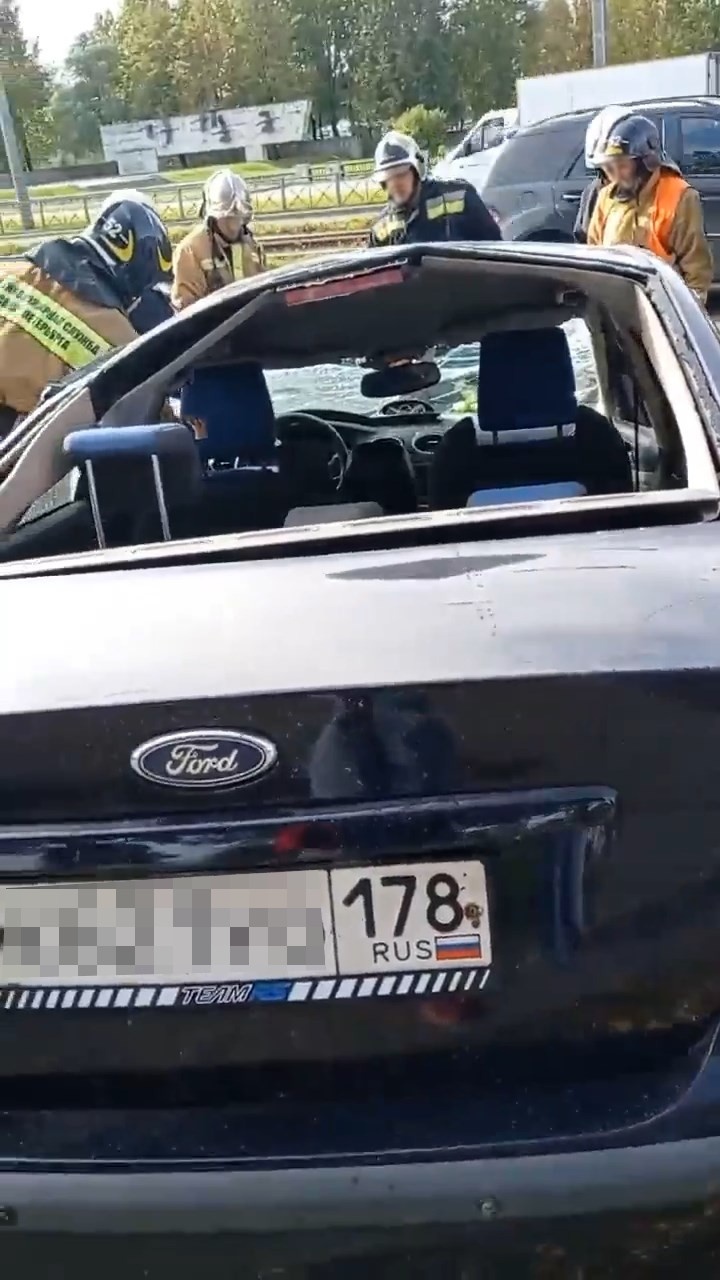 Скриншот видео из группы <a href="https://vk.com/spb_today" class="io-leave-page _" target="_blank">«ДТП и ЧП | Санкт-Петербург»</a>