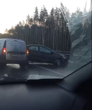 Скриншот видео из группы <a href="https://vk.com/wall-68471405_14713817" target="_blank" class="_">«ДТП и ЧП | Санкт-Петербург»</a>