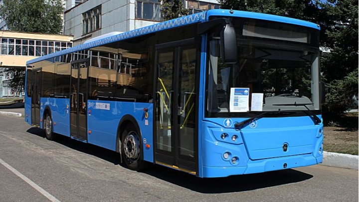 Мэрия Омска покупает еще три метановых автобуса на сэкономленные деньги