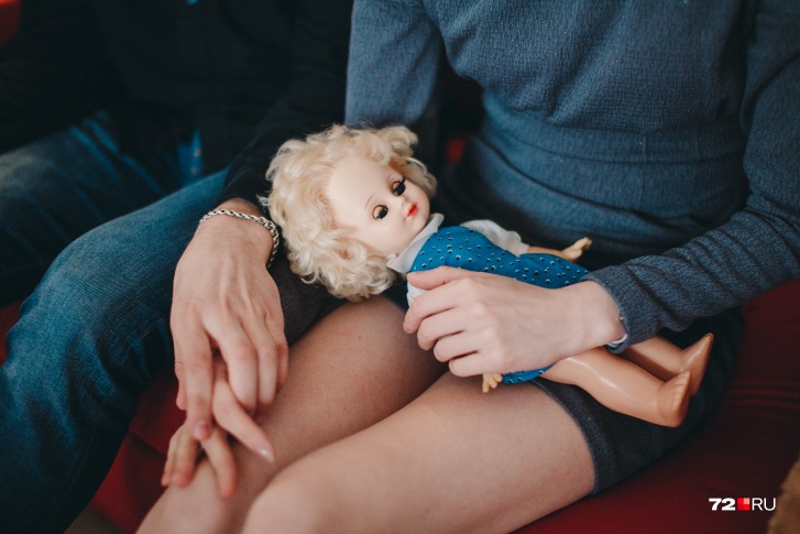 Родители сообщали нам, что нашли в социальных сетях тренера большое количество детских фото Родители сообщали нам, что нашли в социальных сетях тренера большое количество детских фото