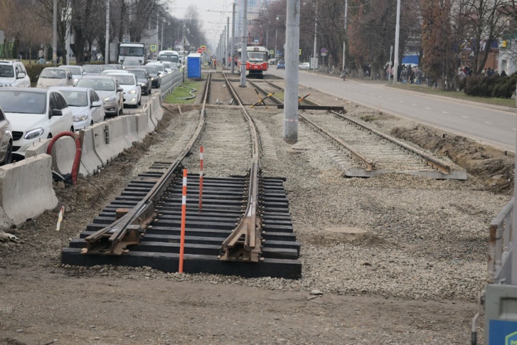 Из-за строительства трамвайной линии на улице Московской большие пробки