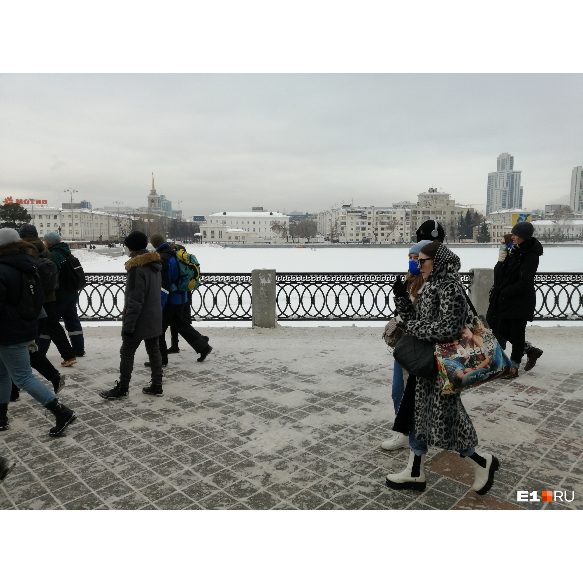 Марина и Ольга не поддерживают Навального, но считают, что с ним обошлись несправедливо Марина и Ольга не поддерживают Навального, но считают, что с ним обошлись несправедливо