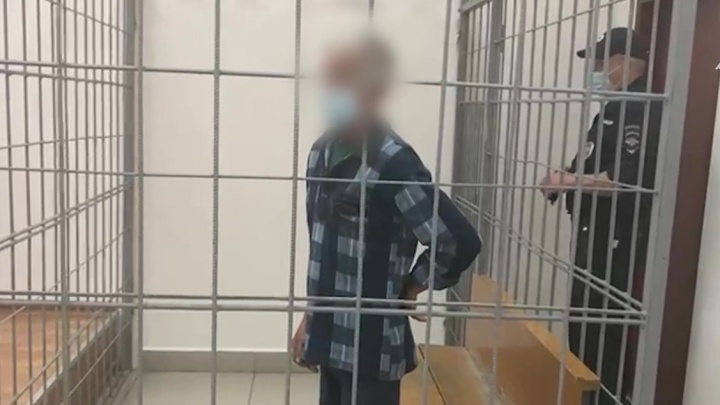 В Белореченском пьяный водитель протащил ребенка под днищем машины. Что ему грозит?