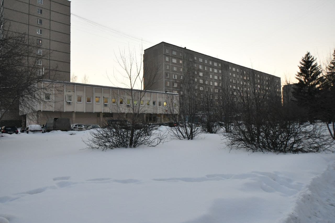 В Екатеринбурге 95-летний профессор оказался запертым в собственной квартире