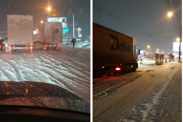Димитровский и Октябрьский мосты стоят в сторону левого берега Димитровский и Октябрьский мосты стоят в сторону левого берега