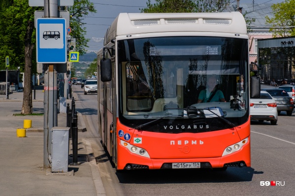 В выходные добавятся остановки возле кладбищ В выходные добавятся остановки возле кладбищ