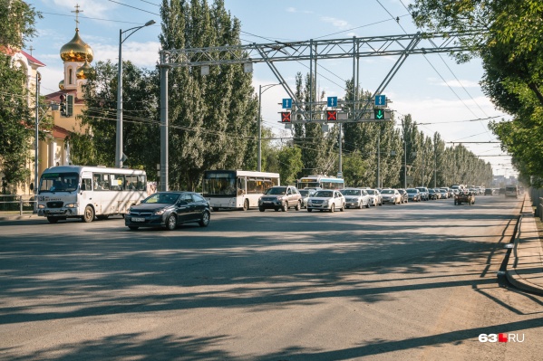 А вы представляете здесь второй этаж дороги? А вы представляете здесь второй этаж дороги?