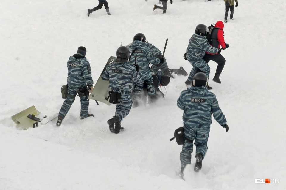 Член ОНК Антонов: «Столкновения с полицией в Екатеринбурге произошли из-за провокаторов»