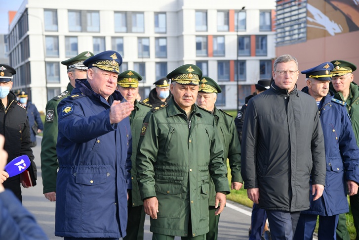 Сергей Шойгу остался доволен новым кадетским корпусом Сергей Шойгу остался доволен новым кадетским корпусом
