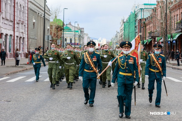 В этом году, в отличие от прошлого, состоялось маленькое шествие в центре Красноярска В этом году, в отличие от прошлого, состоялось маленькое шествие в центре Красноярска