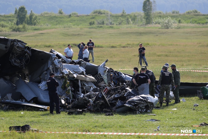 Крушение самолета произошло 19 июня