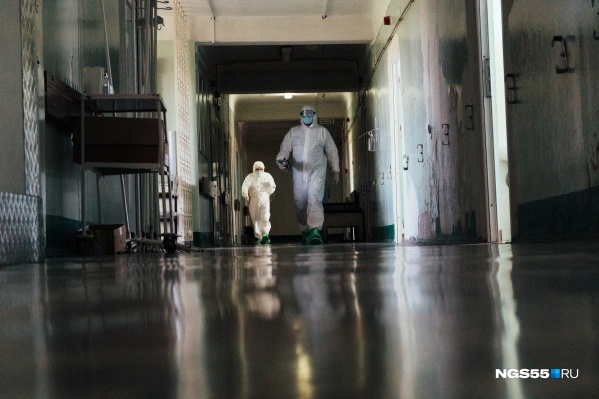 До конца недели в омских стационарах для пациентов с коронавирусом планируется оборудовать 2021 место До конца недели в омских стационарах для пациентов с коронавирусом планируется оборудовать 2021 место