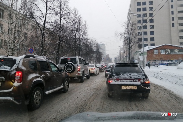 Такая обстановка была около девяти утра на улице Луначарского Такая обстановка была около девяти утра на улице Луначарского