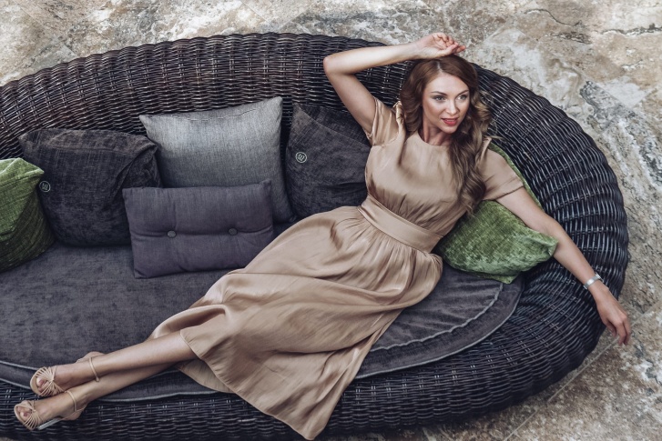 Наталья Ежова — пермская модель, победительница конкурсов красоты, владелица детской модельной студии и мама пятерых детей