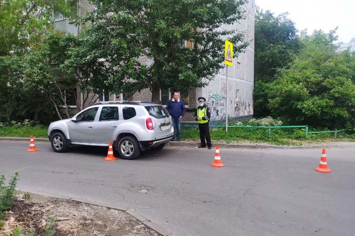 Женщина говорит, что видела машину, но надеялась успеть перейти дорогу Женщина говорит, что видела машину, но надеялась успеть перейти дорогу