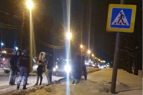 На этом переходе на улице Калинина регулярно происходят ДТП На этом переходе на улице Калинина регулярно происходят ДТП