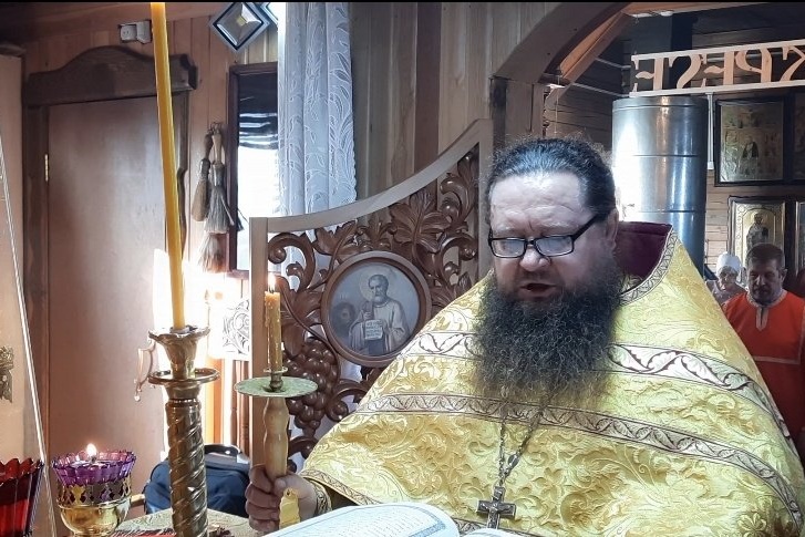 В «Твиттере» у Батюшки больше 10 тысяч подписчиков В «Твиттере» у Батюшки больше 10 тысяч подписчиков