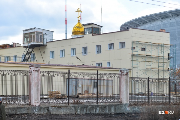 В СИЗО <nobr class="_">№ 1</nobr> пятнадцать человек болеют <nobr class="_">COVID-19</nobr>. Еще десятки с ними контактировали В СИЗО <nobr class="_">№ 1</nobr> пятнадцать человек болеют <nobr class="_">COVID-19</nobr>. Еще десятки с ними контактировали