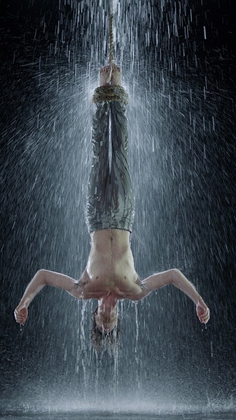 Мученик воды. 2014 © Bill Viola Studio