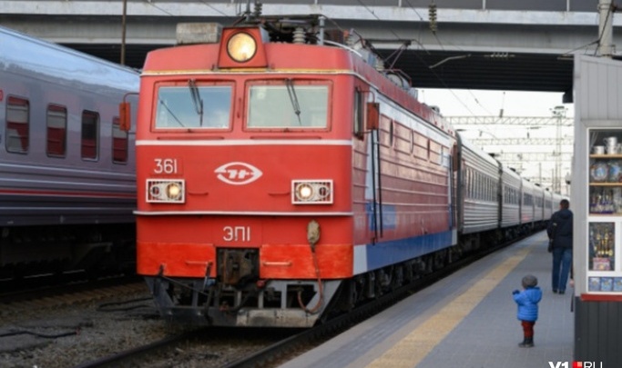 Меняем только расписание: в РЖД опровергли ликвидацию поезда № 15 из Волгограда в Москву