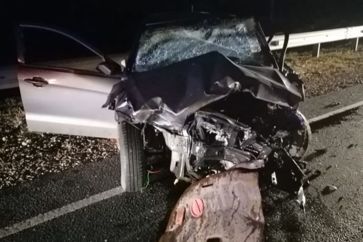 KIA Rio, в котором ехала семья из Магнитогорска, превратился в груду металла KIA Rio, в котором ехала семья из Магнитогорска, превратился в груду металла