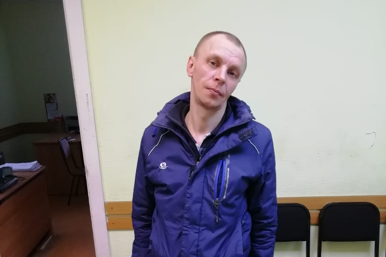 В Омске задержали подозреваемого в ограблении умершего на пробежке офицера
