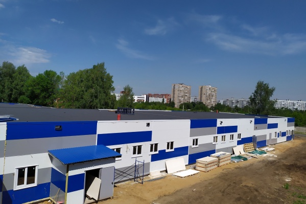 Первых пациентов больница примет уже в августе Первых пациентов больница примет уже в августе