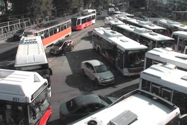 Сколько насчитали автобусов? Сколько насчитали автобусов?