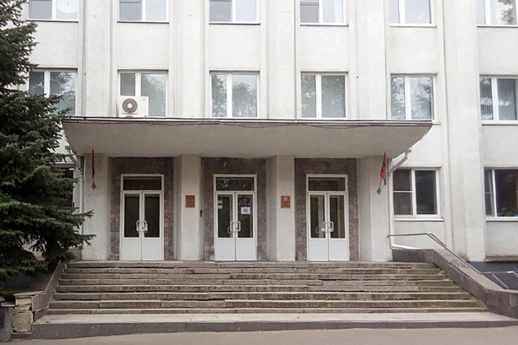 Из здания вывели всех сотрудников Из здания вывели всех сотрудников