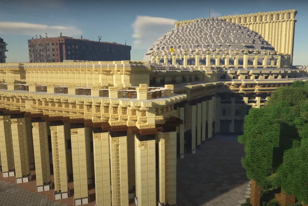Город из кубиков: команда геймеров со всего мира построила центр Новосибирска в Minecraft