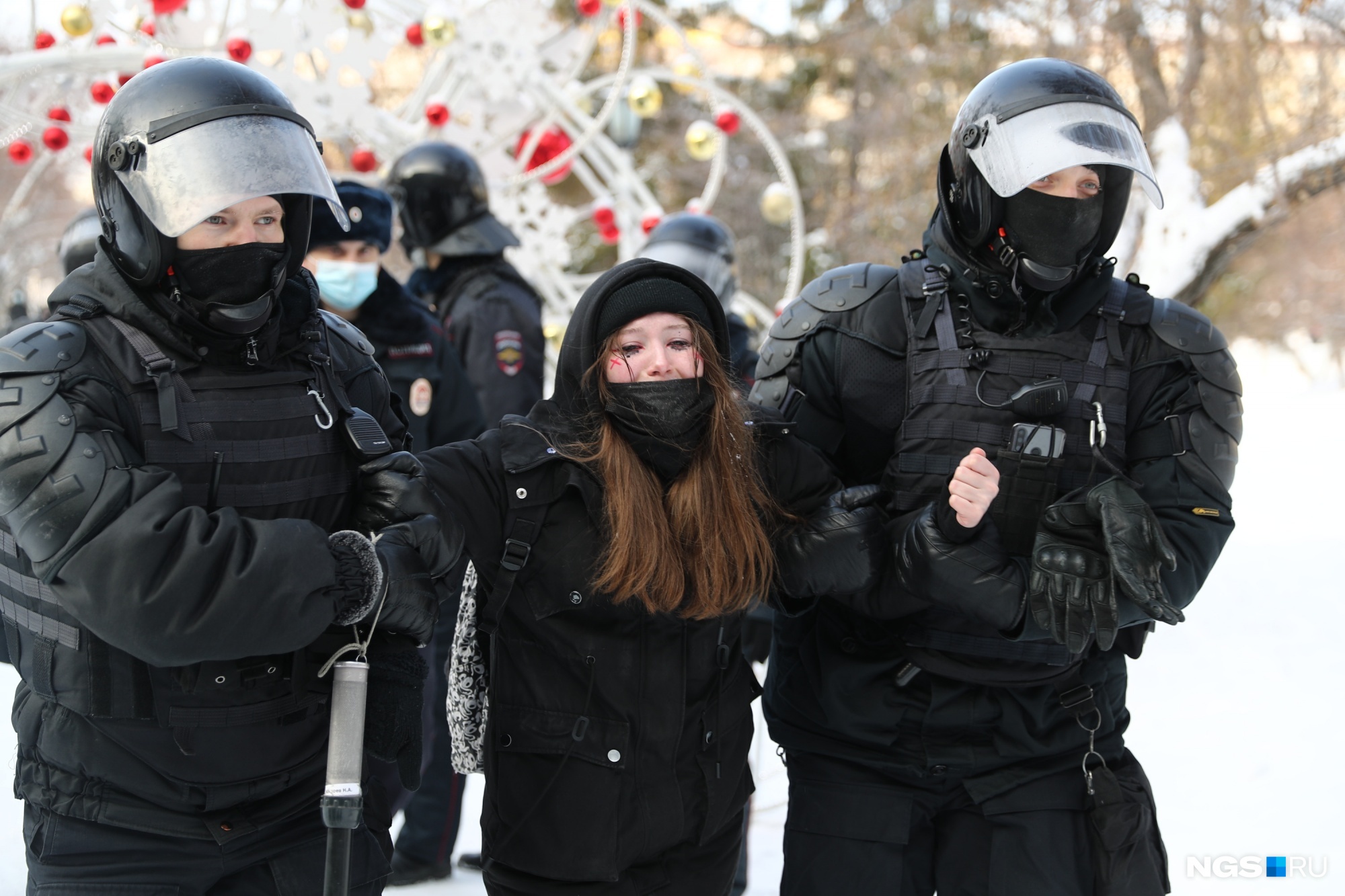 <a href="https://ngs.ru/text/gorod/2021/01/23/69719656/" target="_blank" class="_">Задержание в Новосибирске</a> <a href="https://ngs.ru/text/gorod/2021/01/23/69719656/" target="_blank" class="_">Задержание в Новосибирске</a> 
