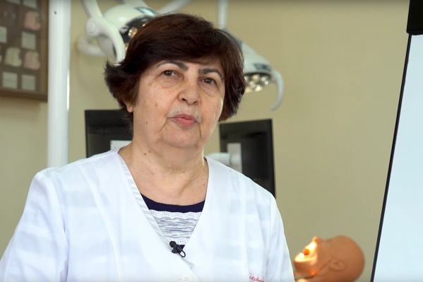 Профессор Елена Маслак дала пять советов по борьбе с кариесом Профессор Елена Маслак дала пять советов по борьбе с кариесом