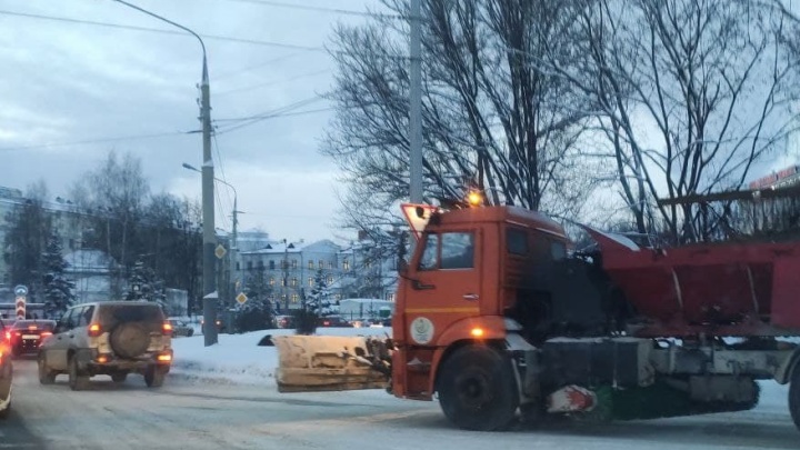 В Ярославле гаишники публично высказались про плохую уборку городских дорог