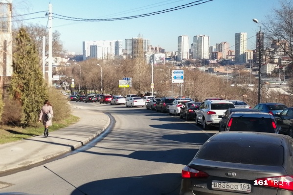 На улице Ленина останется лишь одна полоса для движения На улице Ленина останется лишь одна полоса для движения