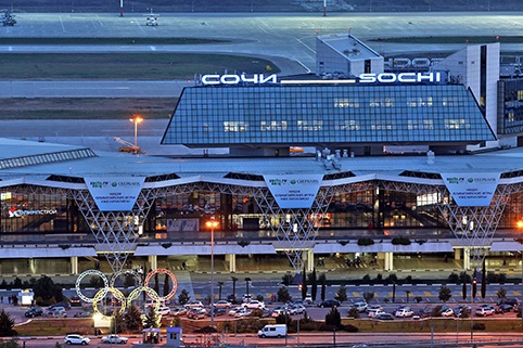 Аэропорт Сочи находится в Адлерском районе курорта