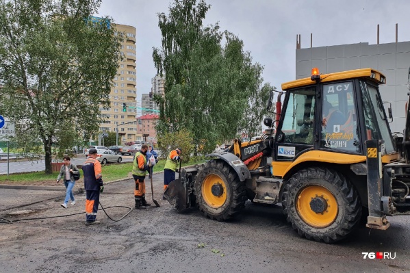 Приемку работ на проспекте Машиностроителей в Ярославле отодвинули еще на несколько дней Приемку работ на проспекте Машиностроителей в Ярославле отодвинули еще на несколько дней