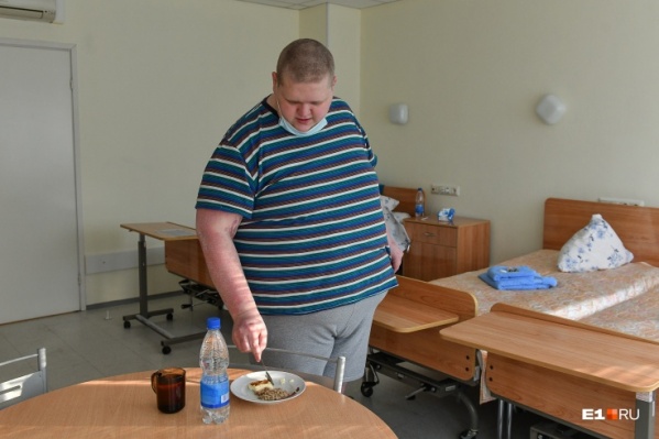В 24 года вес Александра Горденко достиг <nobr class="_">200 килограммов</nobr>, и он понял, что самостоятельно ему не справиться В 24 года вес Александра Горденко достиг <nobr class="_">200 килограммов</nobr>, и он понял, что самостоятельно ему не справиться