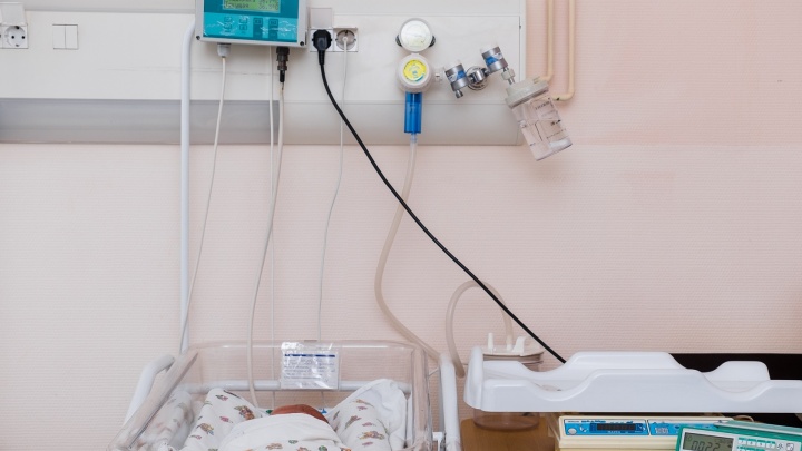 Фонд «Дедморозим» запустил в Прикамье проект, помогающий матерям не отказываться от ребенка в роддоме