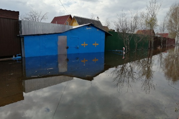 СНТ «Мономер» у Туношны глобально затопило. Из 310 дачных участков под водой оказалось 130 СНТ «Мономер» у Туношны глобально затопило. Из 310 дачных участков под водой оказалось 130