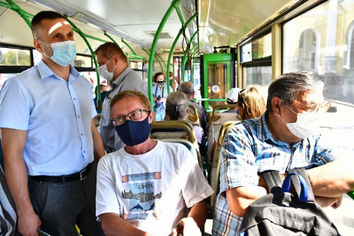 Ездить в общественном транспорте без маски на лице запрещено с <nobr class="_">16 мая</nobr> <nobr class="_">2020 года</nobr>
