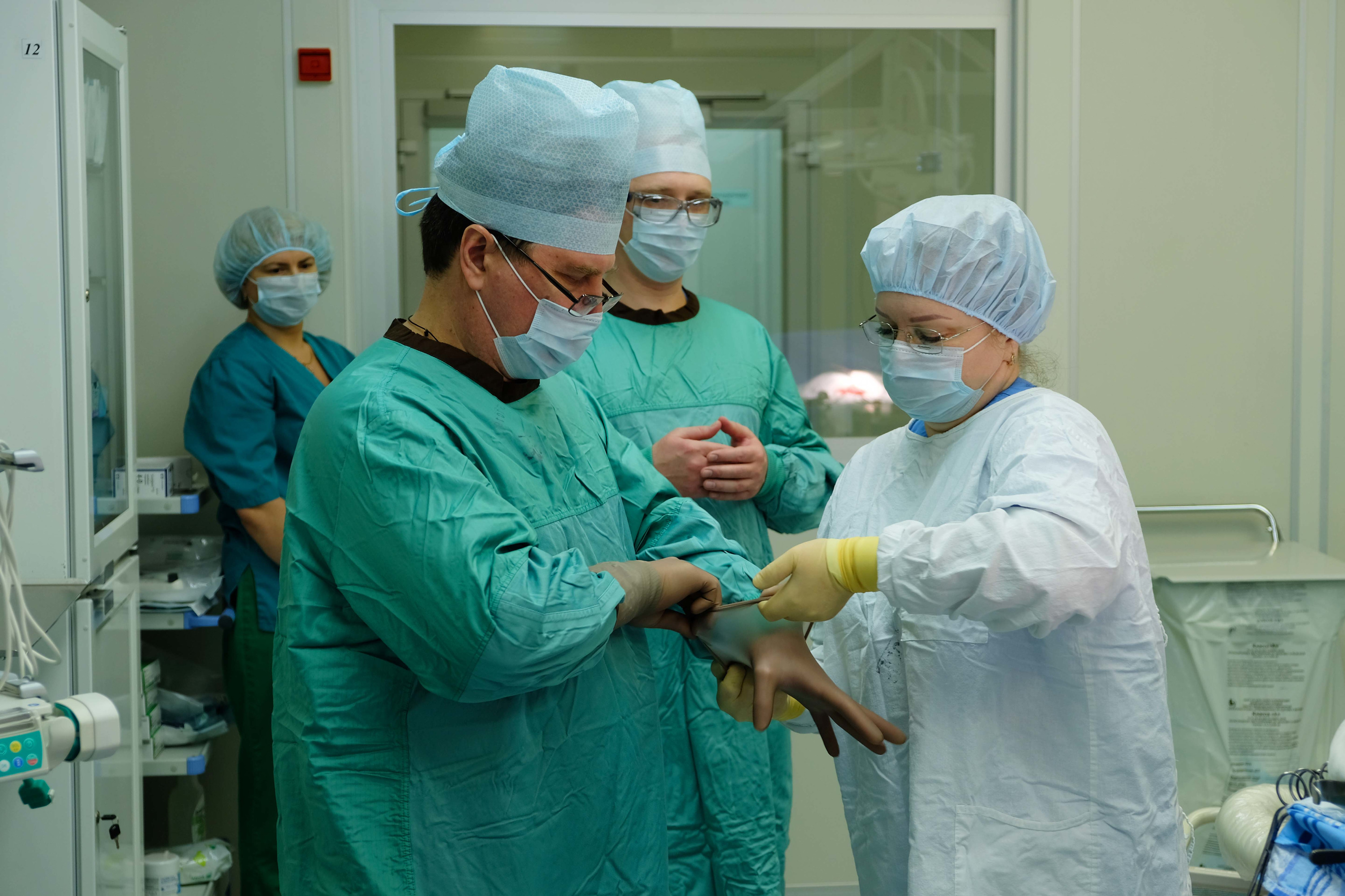 В Екатеринбурге онкологи спасли пациентку с неизлечимой опухолью
