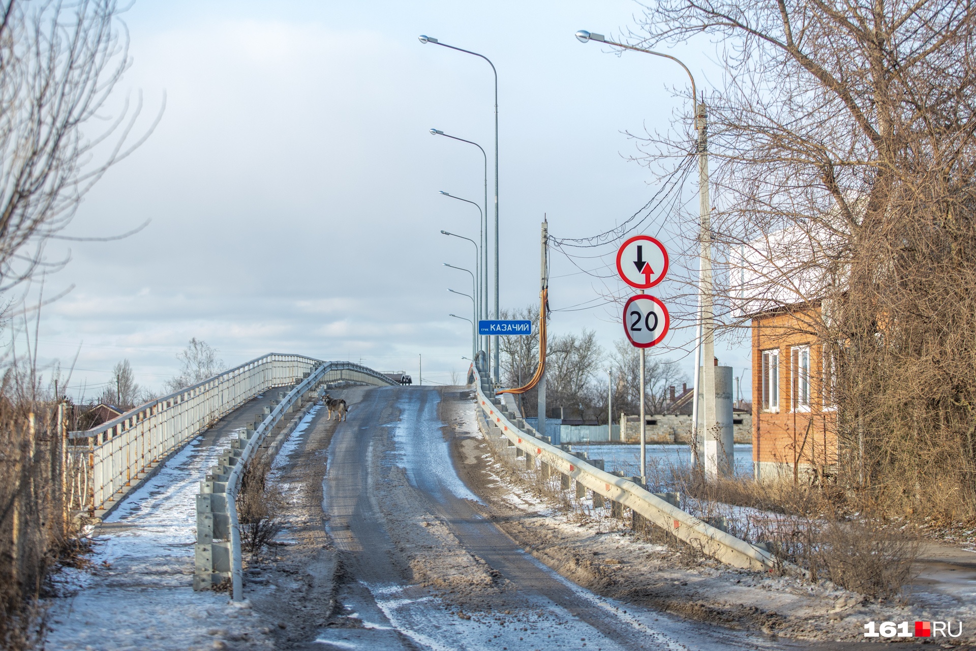 Раньше не было моста, на другой берег жители ходили по льду Раньше не было моста, на другой берег жители ходили по льду