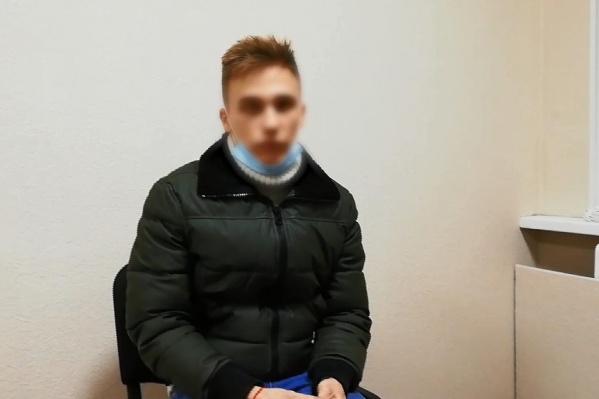 Сейчас Кирилл Ежов находится под подпиской о невыезде Сейчас Кирилл Ежов находится под подпиской о невыезде