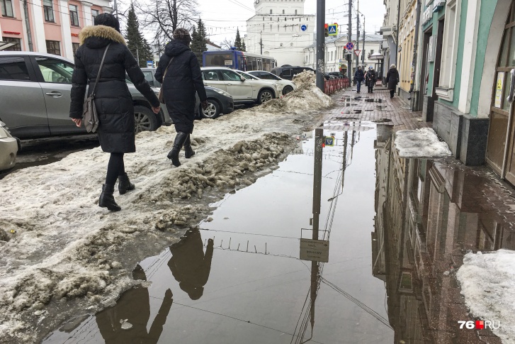 Гулять сейчас по <nobr class="_">городу —</nobr> не самое приятное занятие Гулять сейчас по <nobr class="_">городу —</nobr> не самое приятное занятие