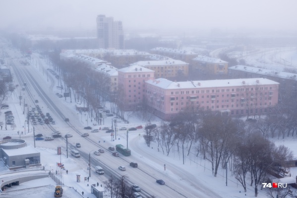 Туманом накрыло центр города Туманом накрыло центр города 