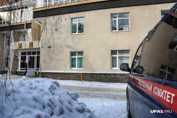 По информации местного Следкома, обе пострадавшие — ученицы коррекционной школы-интерната <nobr class="_">№ 28</nobr> для слепых и слабовидящих детей По информации местного Следкома, обе пострадавшие — ученицы коррекционной школы-интерната <nobr class="_">№ 28</nobr> для слепых и слабовидящих детей