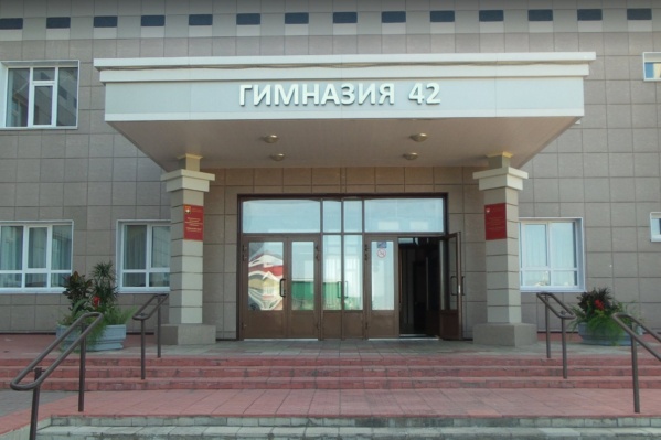 В самой школе отказались прокомментировать ситуацию В самой школе отказались прокомментировать ситуацию