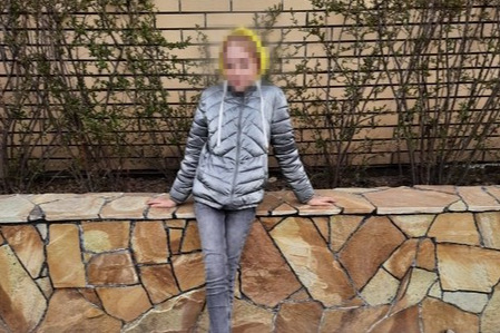 Именно так девочка была одета, когда уходила из дома Именно так девочка была одета, когда уходила из дома
