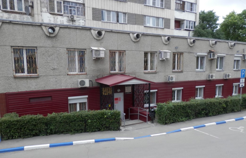 На снимке в картах 2gis отчетливо видно, что у управления соцзащиты был установлен знак «Парковка для инвалидов» На снимке в картах 2gis отчетливо видно, что у управления соцзащиты был установлен знак «Парковка для инвалидов»